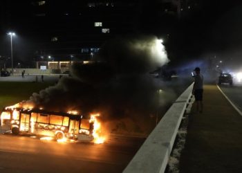 Dirigentes lulistas acusan a Bolsonaro por actos vandálicos de sus seguidores en Brasilia
