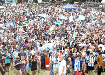 Miles de sanrafaelinos celebraron  la clasificación de la Selección