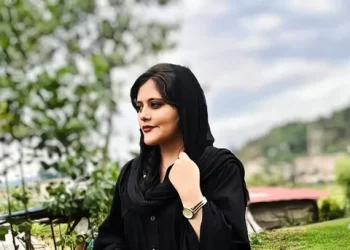 Histórico: Irán elimina la Policía de la moral tras las protestas por la muerte de Mahsa Amini