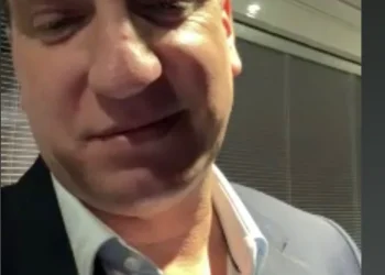 La sugerente invitación que Wanda Nara le hizo a Maxi López por videollamada