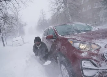 La tormenta glaciar prolonga el frío extremo y la cifra de muertes en Estados Unidos subió a 46
