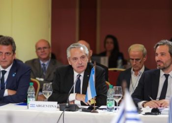 Mensaje del Presidente a Lacalle Pou sobre acuerdos unilaterales en el Mercosur: «La solución no es que cada uno haga la propia»