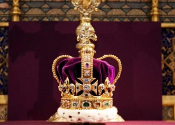 Modificarán la histórica Corona de San Eduardo para la entronización del Rey Carlos III