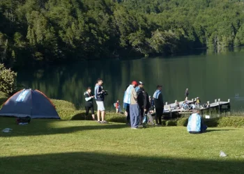 Juan Grabois levantó el acampe en Lago Escondido: hubo tensión y agresión a una trabajadora de Joe Lewis