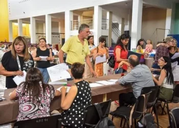 Traslados docentes: la DGE ofrece 621 cargos