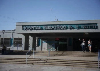Un nene está grave tras ser aplastado por un tractor que conducía su padre
