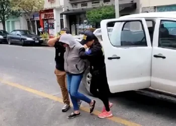 “Voy a cometer una locura”: el mensaje que complica a la mujer acusada de matar a su hija de 8 años con drogas y alcohol