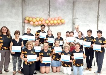 Una academia folclórica sanrafaelina fue distinguida por su participación en el “Abuelazo” de Cosquín