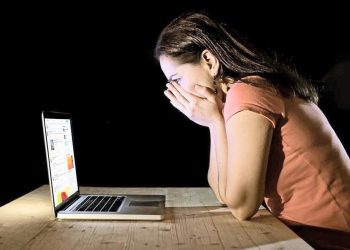 La Legislatura avanza en una ley  orientada a sancionar el ciberacoso y suplantación de identidad digital