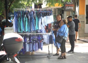 Locura por la Selección: cuáles  son las camisetas más vendidas