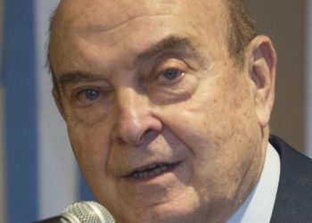 Domingo Cavallo vaticinó un tipo de cambio único a $500 con un nuevo gobierno