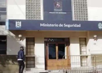 Falseó su currículum y logró ingresar a Inteligencia Criminal de Mendoza