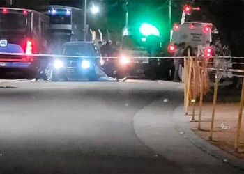 Jesús María: Asesinan con una botella cortada a un adolescente en la salida de un boliche