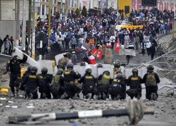 Crisis en Perú: el llamado de Boluarte a una «tregua nacional» no resultó y continúan las protestas