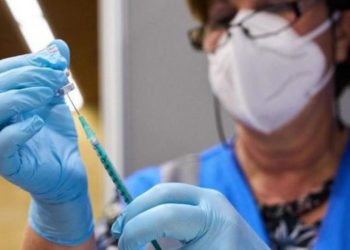 Carla Vizzotti anunció que comenzará la distribución de vacunas bivalentes contra el coronavirus