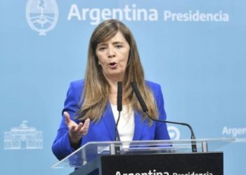 Cerruti atribuyó los cuestionamientos del papa Francisco a la inflación a los cuatro años de Macri