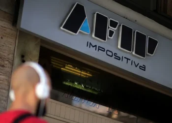 Cómo pedir ante la AFIP la devolución del 35% por la compra de dólar-ahorro y los gastos con tarjeta de 2022