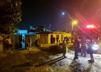 La tragedia que conmueve al país: Murieron 4 hermanitos al derrumbarse el techo y detuvieron al padrastro