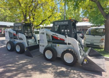 Emir Félix presentó nuevos vehículos para servicios y anticipó que llegarán otros dos camiones