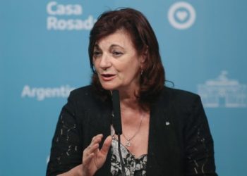 Kelly Olmos: «El compromiso sigue siendo que el salario le gane a la inflación»