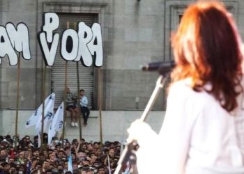 La Cámpora prepara una masiva marcha el 24 de marzo para impulsar la candidatura de Cristina Kirchner