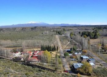 Volcó un automóvil con turistas  en Punta del Agua