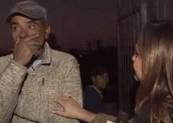 Escándalo en Chile: una periodista hizo llorar a un hombre que perdió todo en un incendio