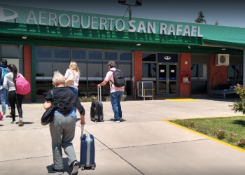 Cierre del Aeropuerto de San Rafael:  se cubrirá el traslado de pasajeros que ya habían comprado tickets