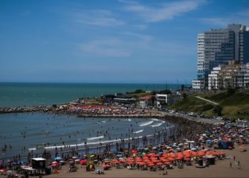 Mar del Plata fue visitada por casi 10% más de turistas que el verano pasado