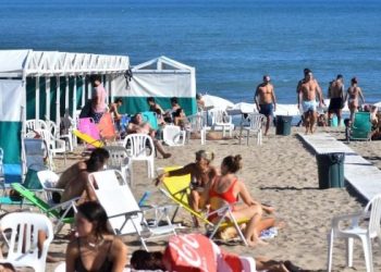 Récord turístico: 3 millones de turistas viajaron por el país durante el fin de semana largo