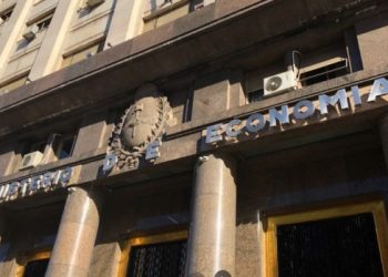 Economía obtuvo financiamiento por $ 332.400 millones a través de cinco bonos