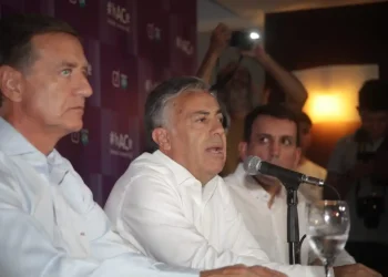 Cornejo: “No queremos más populismo decidiendo sobre la provincia”