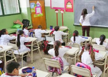 En 2022 fueron 340 casos: la DGE ayuda  a docentes que sufren violencia de género en el trabajo o en su vida privada