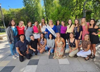 María Inés Riva recibió el título de “Mamá Vendimia” por parte de las reinas distritales