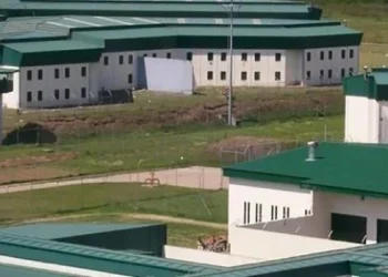 Allanaron la celda de «Guille» Cantero y oficinas del penal de Marcos Paz