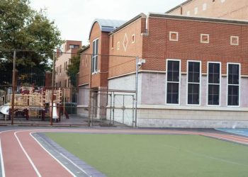 España: Dos nenes de cuatro años confundieron un preservativo usado con un globo y terminaron en el hospital