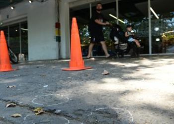 Creen que los sicarios que balearon el supermercado de los suegros de Messi son distintos a los que atacan habitualmente