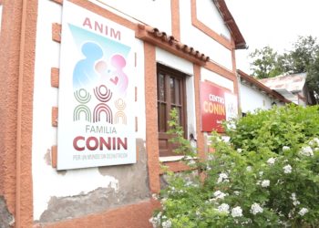 Anim Conin continúa con su lucha contra la  desnutrición infantil y busca que más gente ayude