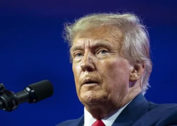 Donald Trump cree que será arrestado el martes y llama a protestas