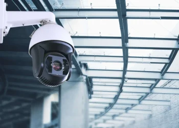 El proyecto oficial que busca controlar las cámaras privadas para prevenir el delito