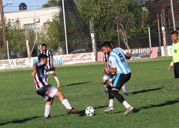 Deportivo Argentino goleó a Monte Comán y es líder en el fútbol local
