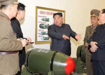 Kim quiere que Corea del Norte fabrique más material nuclear para bombas
