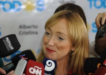 La senadora Fernández Sagasti pide que Cristina Kirchner sea la candidata a presidente