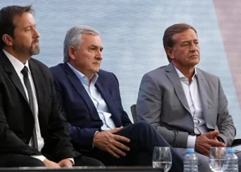 Morales dijo que el país debe «transitar el camino del diálogo y la producción»