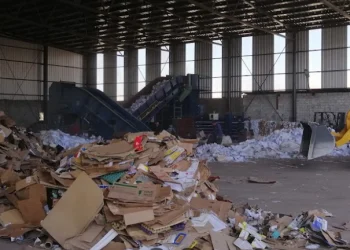Godoy Cruz: Murió un hombre al caer a una máquina compactadora en una planta de reciclado
