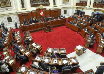 Perú: el Congreso volvió a frustrar otro intento por adelantar las elecciones