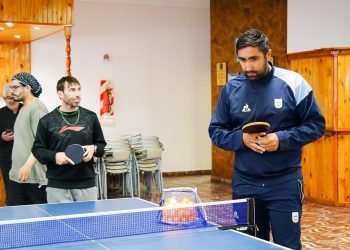 Tenis de mesa: Franco Piruzi brindó una capacitación nacional en Río Grande, Tierra del Fuego