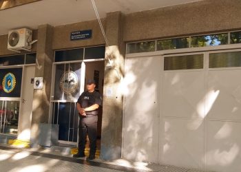 La Policía Federal detuvo a un hombre con marihuana en la plaza San Martín