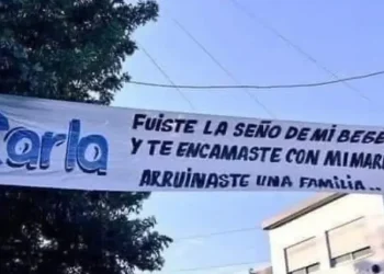«Te encamaste con mi marido”: escrachó a la maestra de su hija y el primer día de clases terminó en escándalo