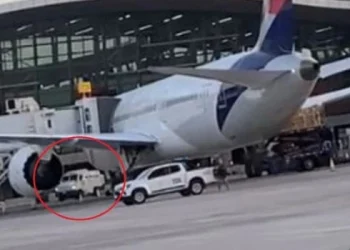 Tiroteo en el aeropuerto de Chile tras un intento de robo a camión de caudales: dos muertos